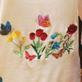 Couture sur mesure : T-shirt brodé
